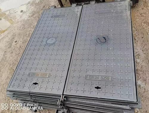 球墨鑄鐵方形井蓋，方形鑄鐵井蓋生產廠家