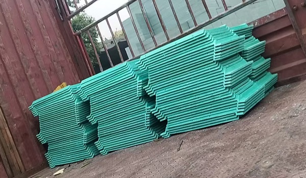 玻璃鋼井蓋套什么定額，玻璃鋼井蓋定額，玻璃鋼井蓋