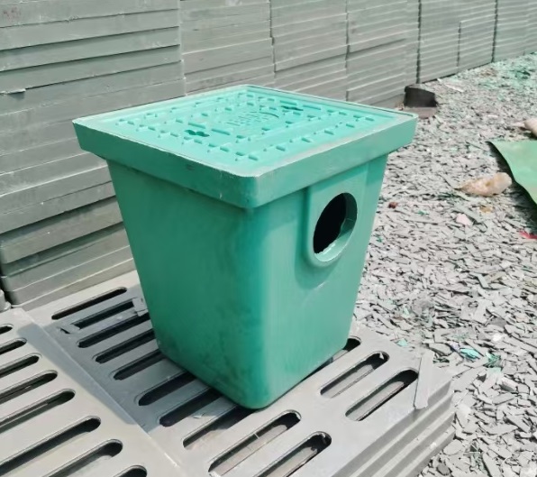 玻璃鋼井蓋套什么定額，玻璃鋼井蓋定額，玻璃鋼井蓋