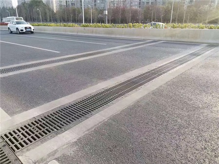 橫截溝鑄鐵篦子，橫截溝，橫截溝篦子，隧道橫截溝鑄鐵篦子