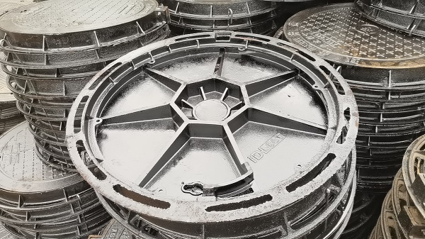 球墨鑄鐵卡簧井蓋，卡簧井蓋